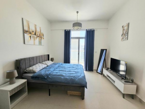 Cozy Studio Apartment Al Furjan